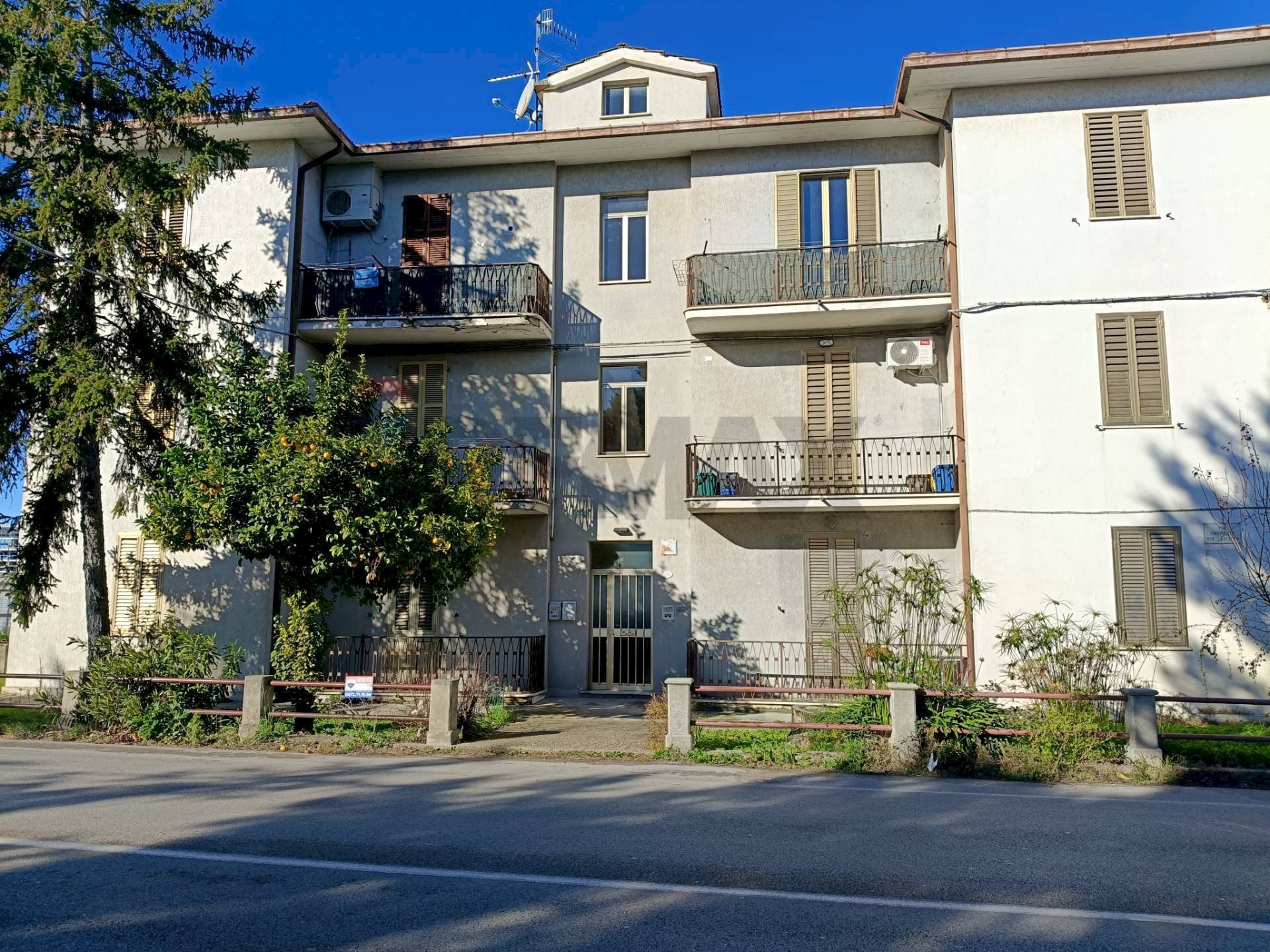 Edificio all\'aperto - Quadrilocale Via Nazionale per Lanciano
 
10, Santa Maria Imbaro - foto 1