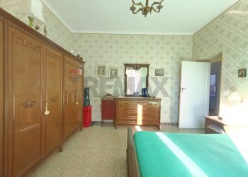 Camera / camera da letto - Quadrilocale Via Nazionale per Lanciano
 
10, Santa Maria Imbaro - foto 19