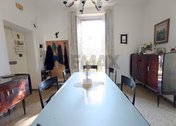 Sala da pranzo - Quadrilocale Via Nazionale per Lanciano
 
10, Santa Maria Imbaro - foto 30