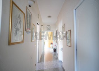 Hall / corridoio - Quadrilocale Via Belvedere
 
42, Lanciano - foto 16