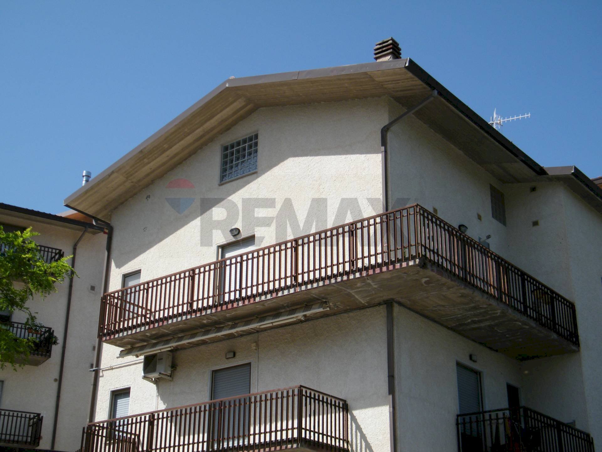 Casa all\'aperto - Semi-detached Villa Via Nazionale Frentana
 
2/e, Lama dei Peligni - photo 1