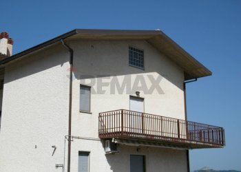 Casa all\'aperto - Villa Bifamiliare Via Nazionale Frentana
 
2/e, Lama dei Peligni - foto 2