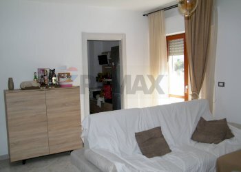 Soggiorno - Villa Bifamiliare Via Nazionale Frentana
 
2/e, Lama dei Peligni - foto 8