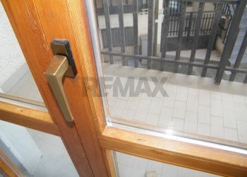 Dettagli - Quadrilocale Via Nazionale Frentana
 
2v, Lama dei Peligni - foto 12