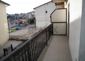 Balcone - Quadrilocale Via Nazionale Frentana
 
2v, Lama dei Peligni - foto 14