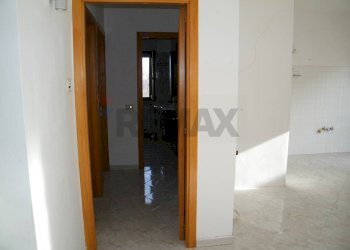 Hall / corridoio - Quadrilocale Via Nazionale Frentana
 
2v, Lama dei Peligni - foto 15