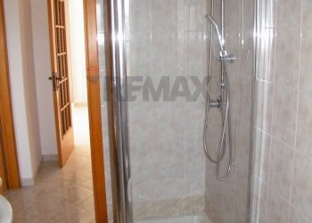 Bagno - Quadrilocale Via Nazionale Frentana
 
2v, Lama dei Peligni - foto 24