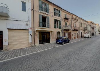 Edificio all\'aperto - Casa indipendente Paglieta - foto 3