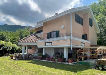 Casa all\'aperto - Casa indipendente Montebello di Bertona - foto 3