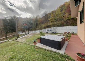 Giardino - Casa indipendente Montebello di Bertona - foto 11