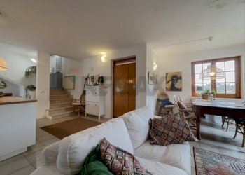 Soggiorno - Casa indipendente Montebello di Bertona - foto 17