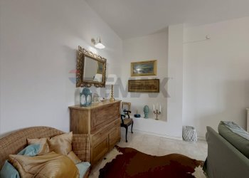 Soggiorno - Casa indipendente Montebello di Bertona - foto 59