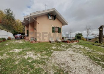 Casa all\'aperto - Casa indipendente Montebello di Bertona - foto 106