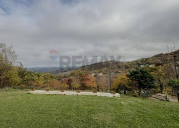 Vista delle montagne - Casa indipendente Montebello di Bertona - foto 110