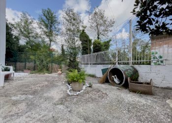 Giardino - Casa indipendente Rocca San Giovanni - foto 31