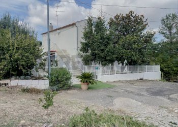 Giardino - Casa indipendente Rocca San Giovanni - foto 52