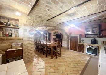 Sala da pranzo - Casa indipendente Roccamontepiano - foto 66