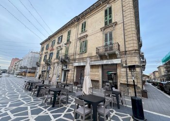 Edificio all\'aperto - Ufficio Corso Trento e Trieste
 
123, Lanciano - foto 3