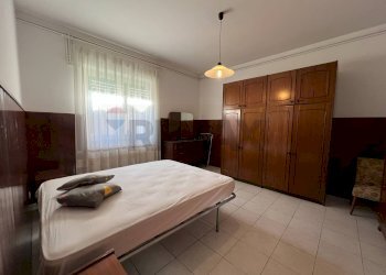 Camera / camera da letto - Quadrilocale Via Olmo Di Riccio
 
54, Lanciano - foto 7