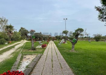 Giardino - Locale Commerciale Casalbordino - foto 24