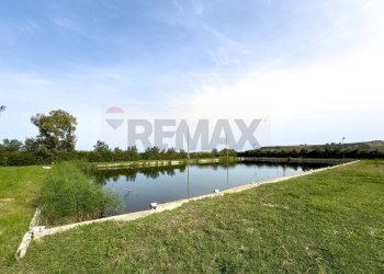 Vista dell\'acqua - Locale Commerciale Casalbordino - foto 70