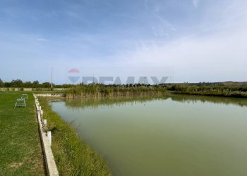 Vista dell\'acqua - Locale Commerciale Casalbordino - foto 78