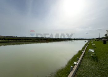 Vista dell\'acqua - Locale Commerciale Casalbordino - foto 81