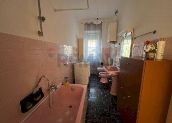 Bagno - Quadrilocale Via Olmo Di Riccio
 
54, Lanciano - foto 11