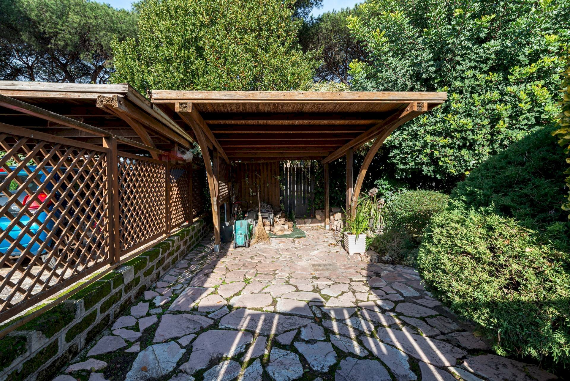 Terrazza - Villa Viale Gorgia di Leontini
 
260, Roma - foto 2