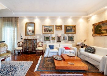 Soggiorno - Villa Viale Gorgia di Leontini
 
260, Roma - photo 11