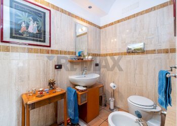 Bagno - Villa Viale Gorgia di Leontini
 
260, Roma - photo 17