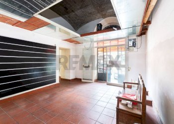 Ricezione / Lobby - Commercial Premises Piazza Della Libertà
 
2, Monterotondo - photo 14