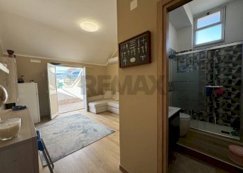 Bagno - Monolocale Via Monteforte Banco
 
snc, Calatabiano - foto 7