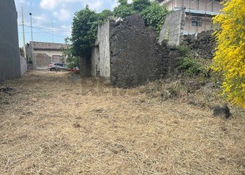 Giardino - Terreno edificabile Via Sciara Ballo
 
53, Zafferana Etnea - foto 12