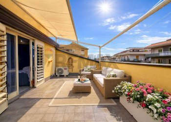 Terrazza - Attic VIA MARIO ARCIDIACONO
 
5, Acireale - photo 1