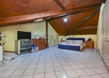 Camera / camera da letto - Attic VIA MARIO ARCIDIACONO
 
5, Acireale - photo 3