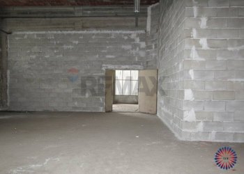 Parcheggio - Locale Commerciale Via Vespri
18, Riposto - foto 10