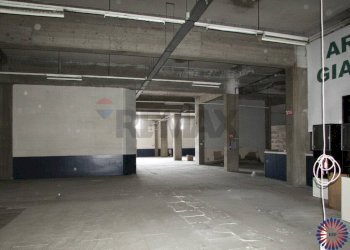 Parcheggio - Locale Commerciale Via Vespri
18, Riposto - foto 11