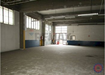 Parcheggio - Locale Commerciale Via Vespri
18, Riposto - foto 12