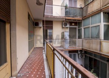 Balcone - Trilocale Via San Pietro
 
54, Catania - foto 4