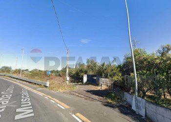 Edificio all\'aperto - Terreno agricolo strada comunale Muscalora
 
26, Misterbianco - foto 4