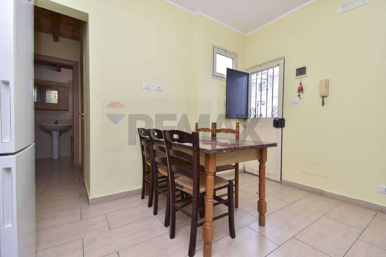 Sala da pranzo - Trilocale Via Cacciatore
 
5, Catania - foto 3