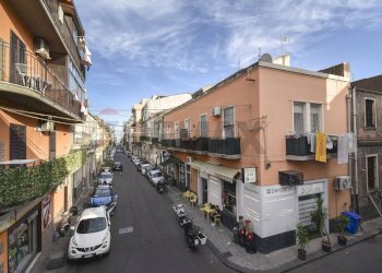 Edificio all\'aperto - Trilocale Via Cacciatore
 
5, Catania - foto 19