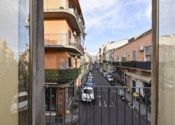 Edificio all\'aperto - Trilocale Via Cacciatore
 
5, Catania - foto 21