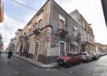Edificio all\'aperto - Trilocale Via Cacciatore
 
5, Catania - foto 22