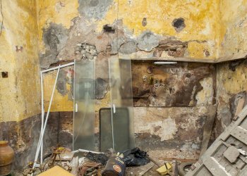 Dettagli - Magazzino Via Pozzo Canale
 
25, Catania - foto 9