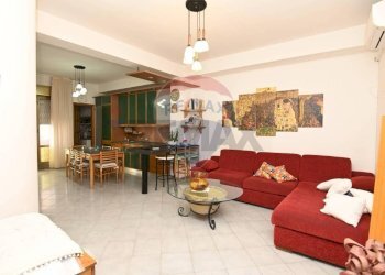 Sala da pranzo - Casa indipendente Via Balchino
 
22/24, Caltagirone - foto 2