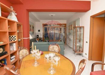 Sala da pranzo - Casa indipendente Via Balchino
 
22/24, Caltagirone - foto 4