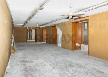 Parcheggio - Locale Commerciale Via Alessandro Manzoni
 
100, Catania - foto 7