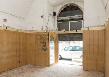 Terrazza - Locale Commerciale Via Alessandro Manzoni
 
100, Catania - foto 21